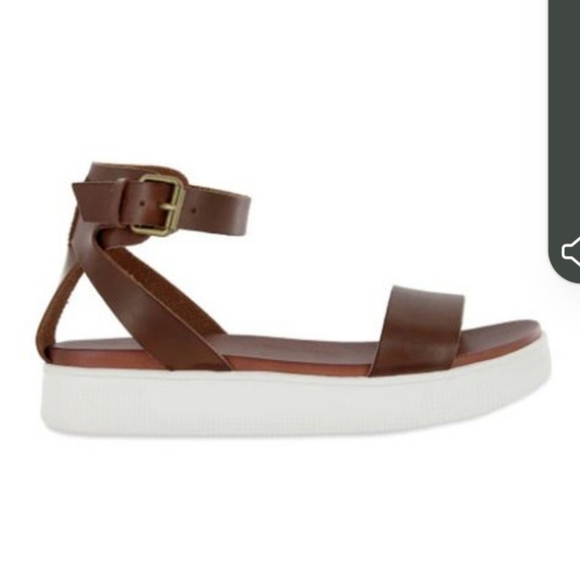 ⭐️40% Off⭐️ MIA Ellen Sandals in Cognac - Picture 2 of 7